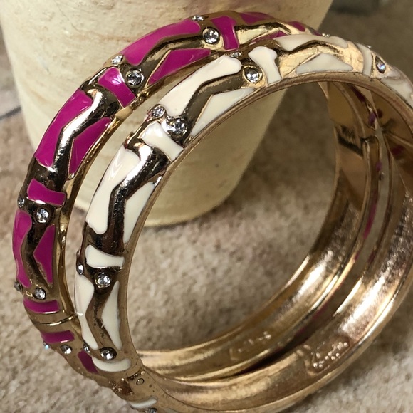 🌷🎉HP🎉SEQUIN Brand Hinge Enamel Bangle - Picture 2 of 8